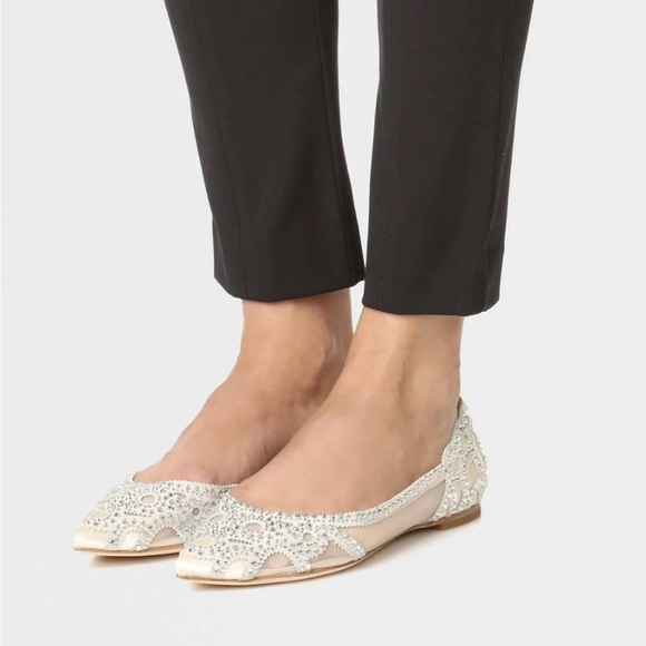 Badgley Mischka Gigi size 9.5 WIDE width, in ivory, NWT - Picture 7 of 12